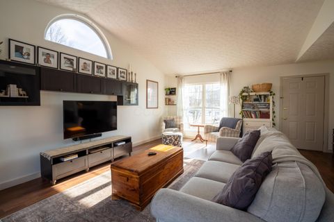 Tiny photo for 312 Sundew Court, Delaware, OH 43015 (MLS # 226000430)