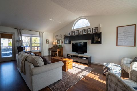 Tiny photo for 312 Sundew Court, Delaware, OH 43015 (MLS # 226000430)