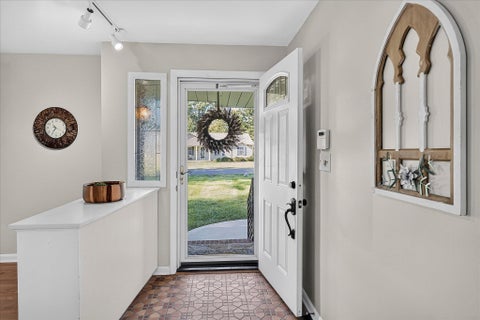 Tiny photo for 1 Shawnee Drive, Chillicothe, OH 45601 (MLS # 226036969)