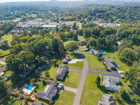 Tiny photo for 1 Shawnee Drive, Chillicothe, OH 45601 (MLS # 226036969)