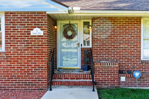 Tiny photo for 1 Shawnee Drive, Chillicothe, OH 45601 (MLS # 226036969)