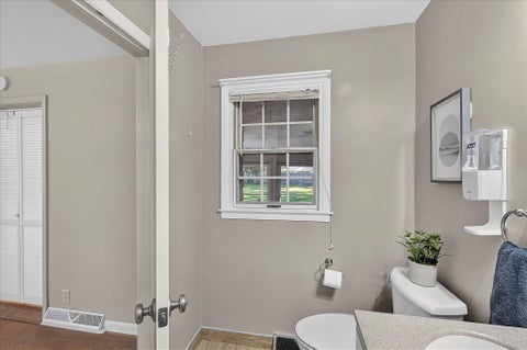 Tiny photo for 1 Shawnee Drive, Chillicothe, OH 45601 (MLS # 226036969)