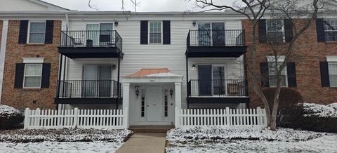 Photo of 1540 Slade Avenue 303 #303, Columbus, OH 43235 (MLS # 226005128)