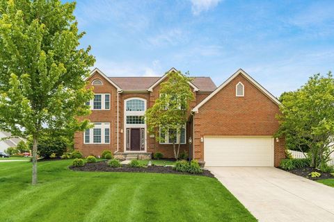 Photo of 13628 Fernlace Court NW, Pickerington, OH 43147 (MLS # 226015899)