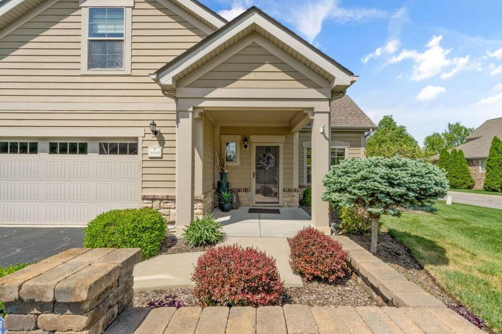 Photo of 3844 Foresta Grand Drive, Powell, OH 43065 (MLS # 226016596)