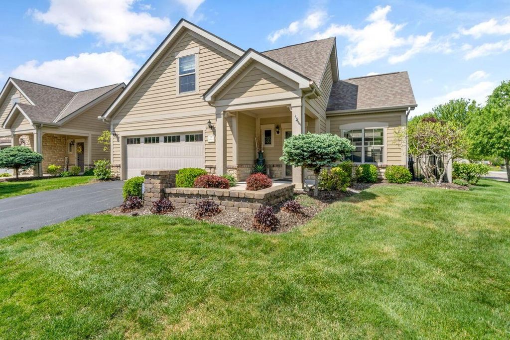 Photo of 3844 Foresta Grand Drive, Powell, OH 43065 (MLS # 226016596)