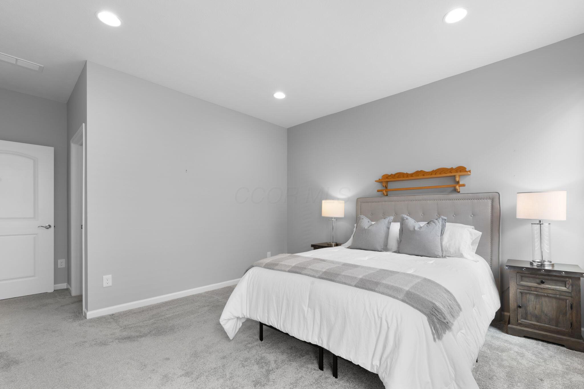 6051 Limewood Drive, Westerville, Ohio image 18