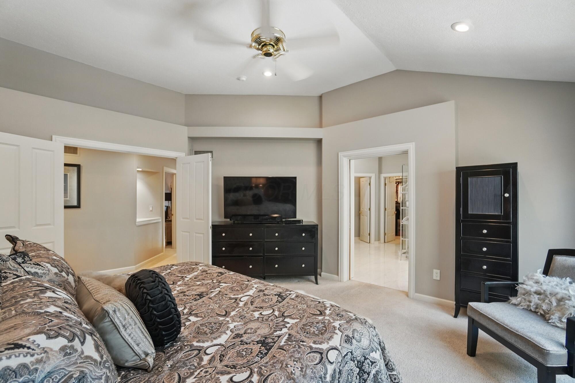 2568 Aikin Circle, Lewis Center, Ohio image 39