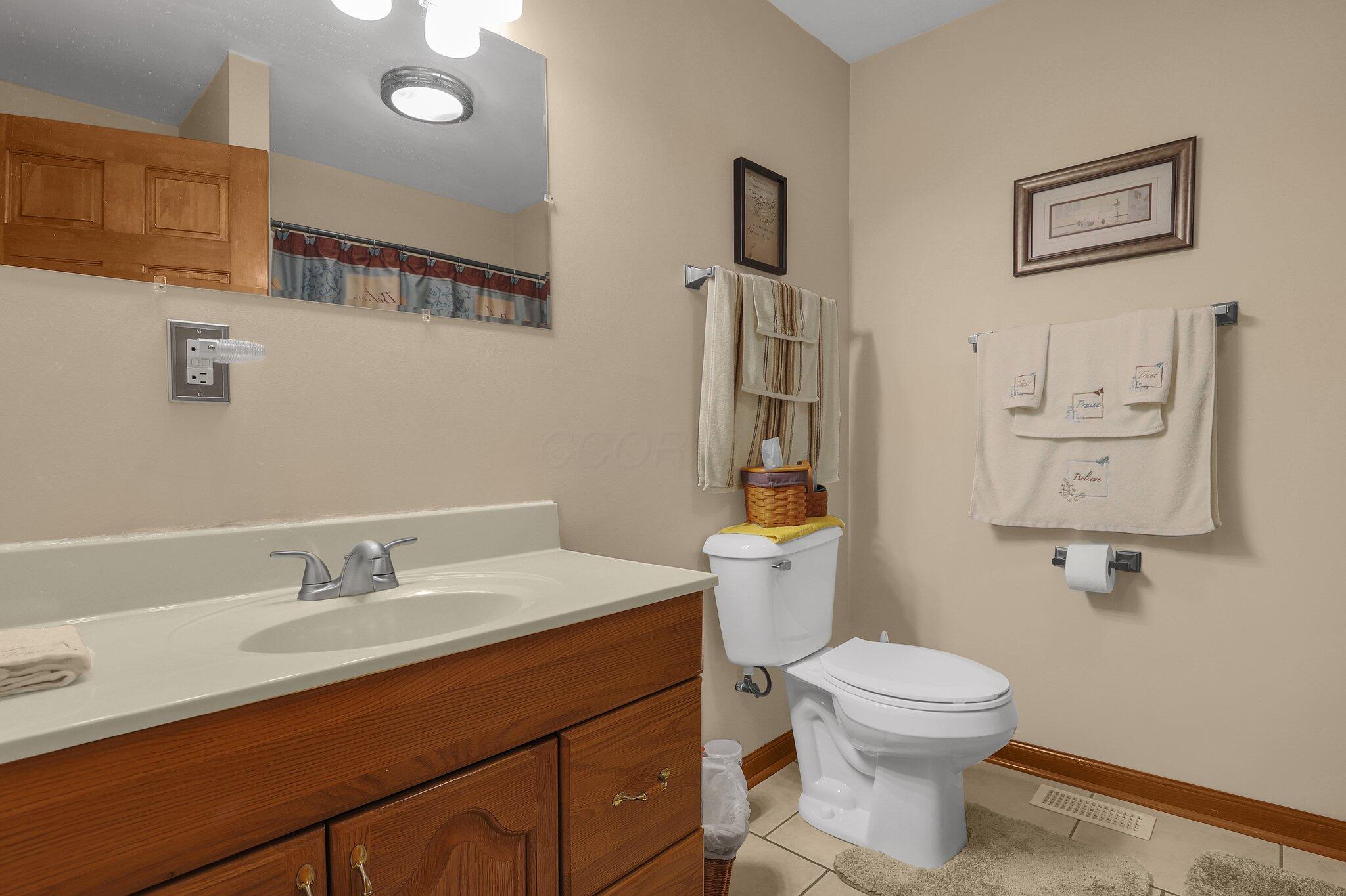 365 Golfview Drive, Chillicothe, Ohio image 18