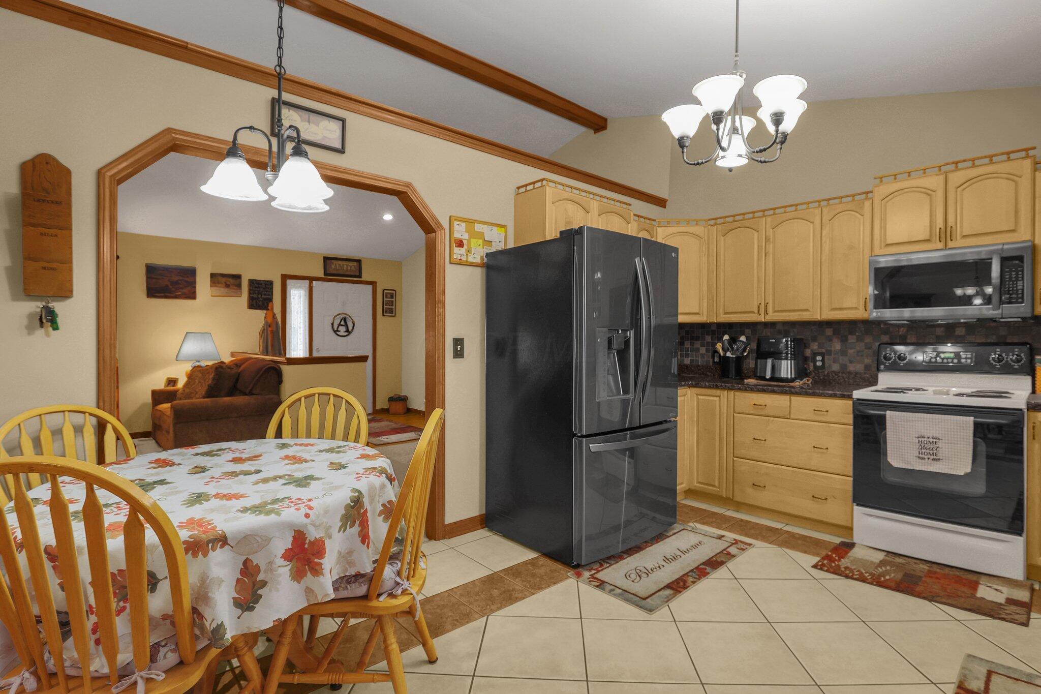 365 Golfview Drive, Chillicothe, Ohio image 11