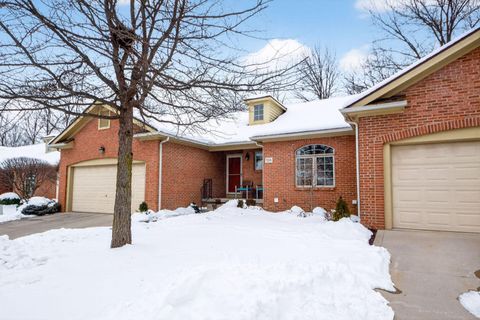 Tiny photo for 524 Mechwart Place, Columbus, OH 43230 (MLS # 226003241)