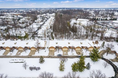 Tiny photo for 524 Mechwart Place, Columbus, OH 43230 (MLS # 226003241)