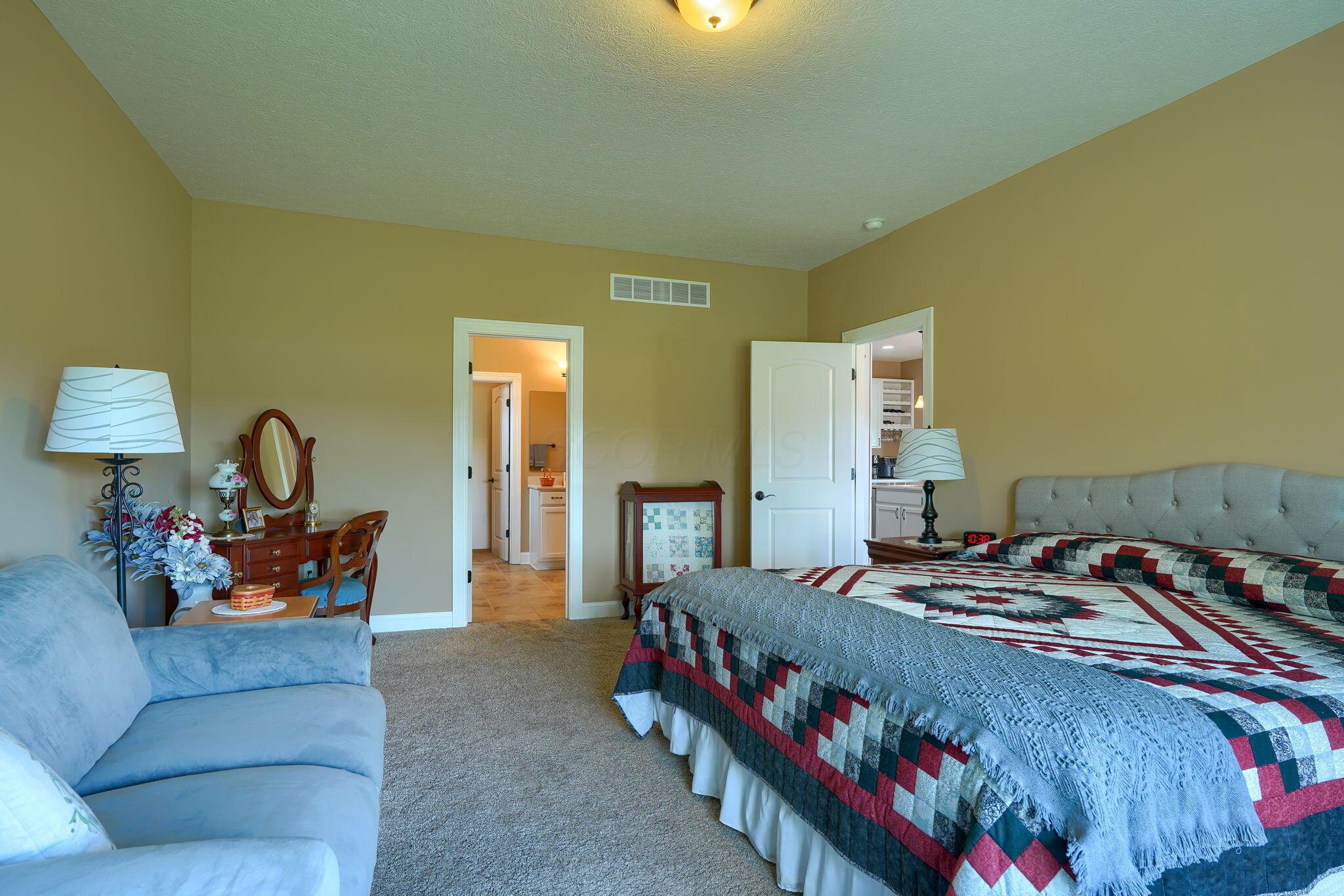 6223 Wilson Road, Lancaster, Ohio image 37