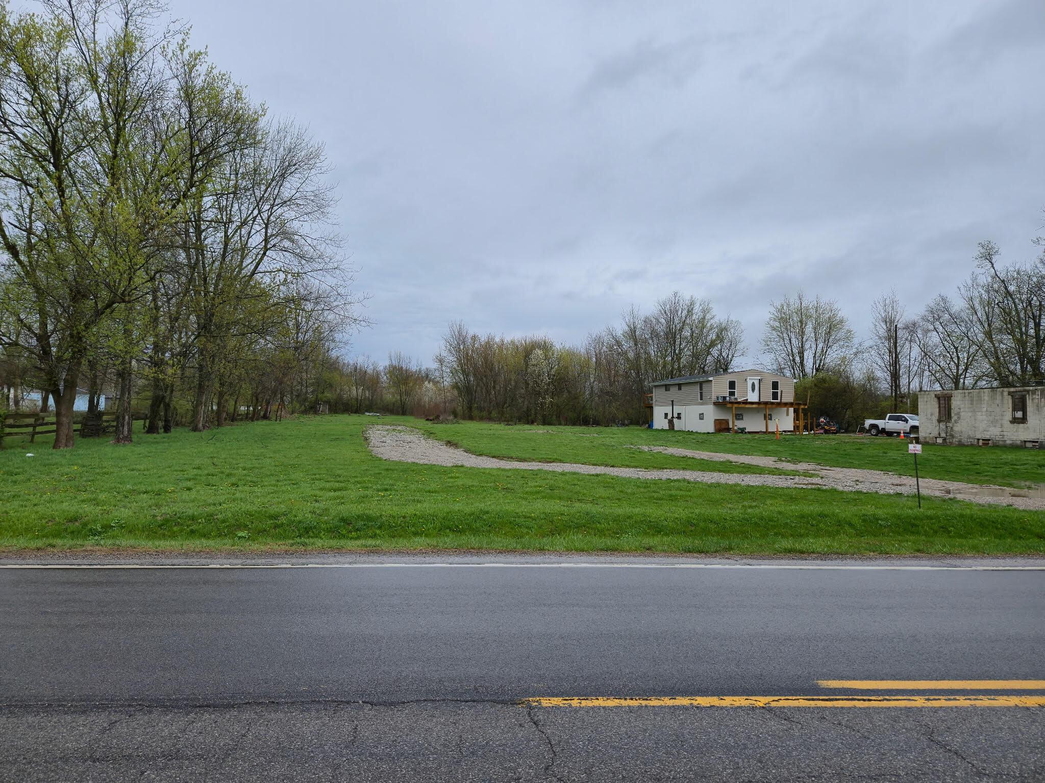6628 London Groveport Road, Grove City, Ohio image 1