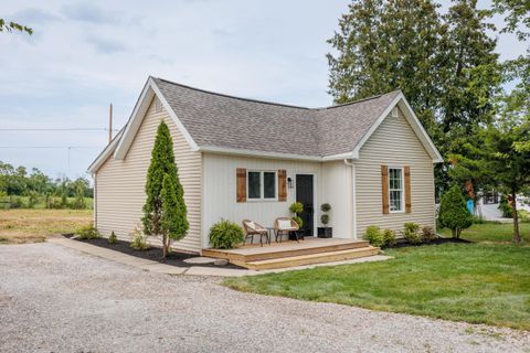 Tiny photo for 8632 Lilly Chapel Georgesville Road, West Jefferson, OH 43162 (MLS # 225037307)