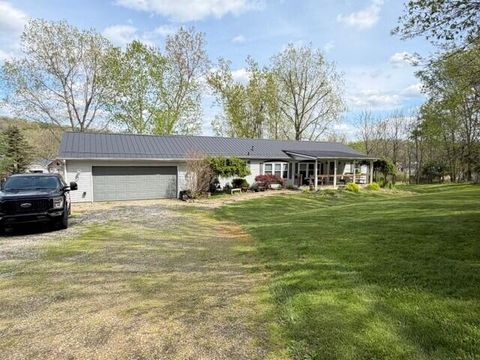 Photo of 570 Crestrose Court, Howard, OH 43028 (MLS # 226015184)