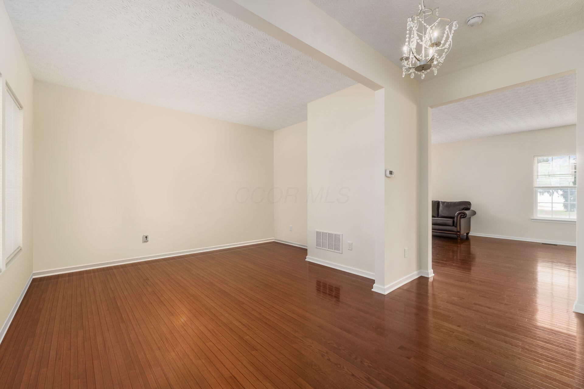 145 Shawnee Drive, Pickerington, Ohio image 10