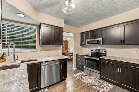Tiny photo for 1519 Eastmeadow Place, Columbus, OH 43235 (MLS # 226039340)