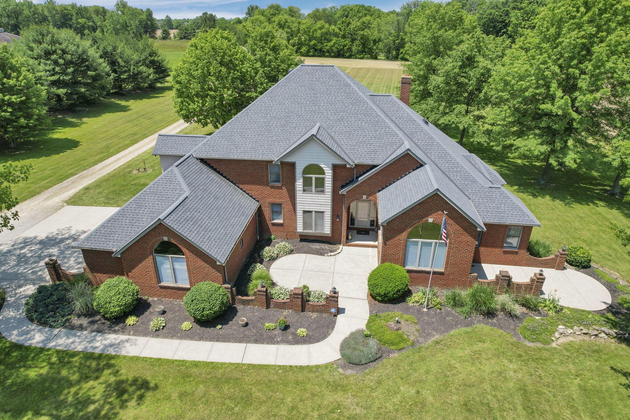 7922 Hazelton-Etna Road SW