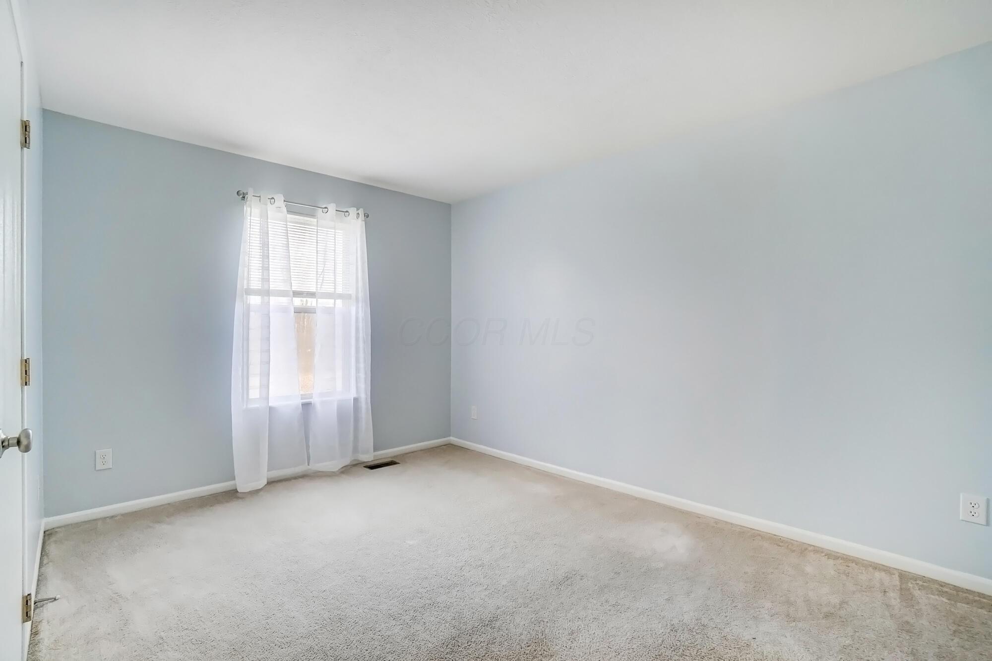 8572 Robbins Loop Drive, Reynoldsburg, Ohio image 34