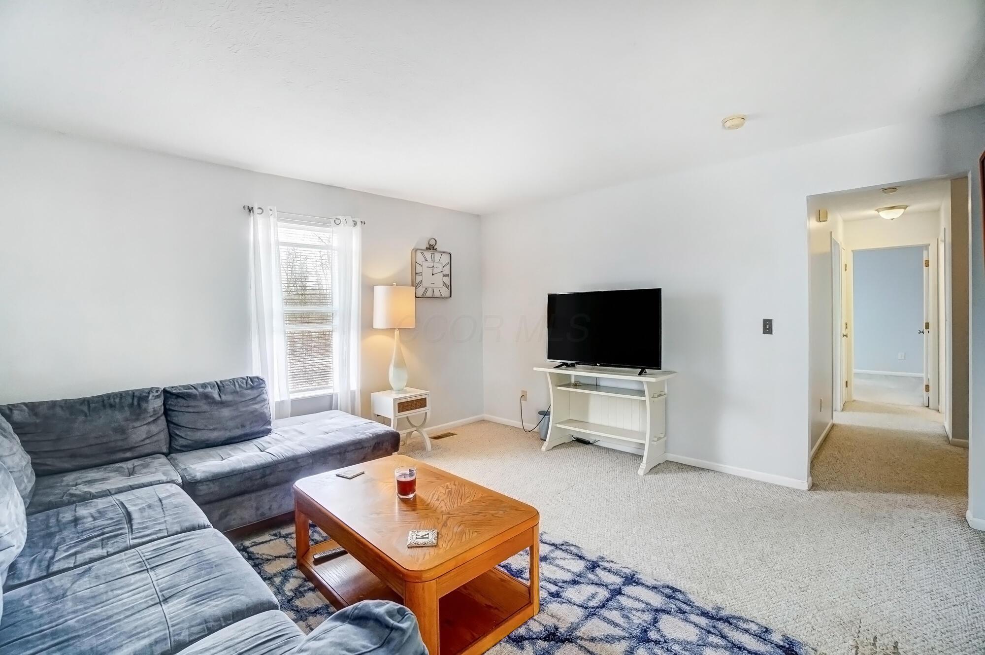 8572 Robbins Loop Drive, Reynoldsburg, Ohio image 30