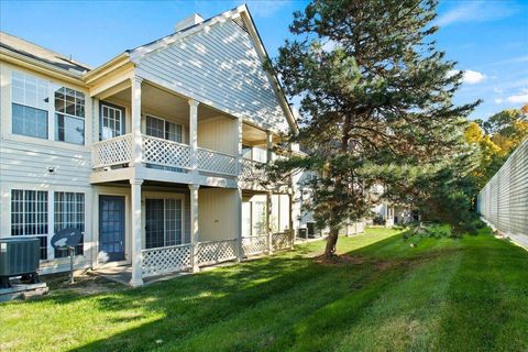 Tiny photo for 6418 Reflections Drive A #A, Dublin, OH 43017 (MLS # 226005513)