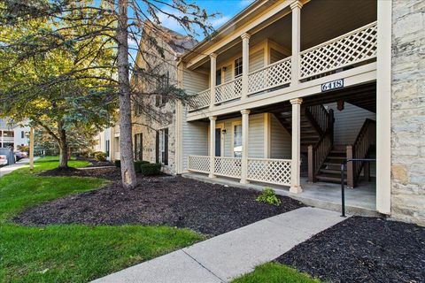 Photo of 6418 Reflections Drive A #A, Dublin, OH 43017 (MLS # 226005513)