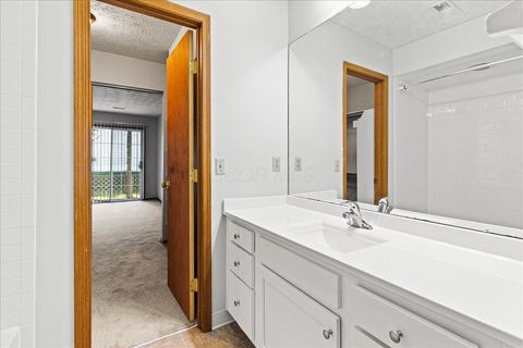 Tiny photo for 6418 Reflections Drive A #A, Dublin, OH 43017 (MLS # 226005513)