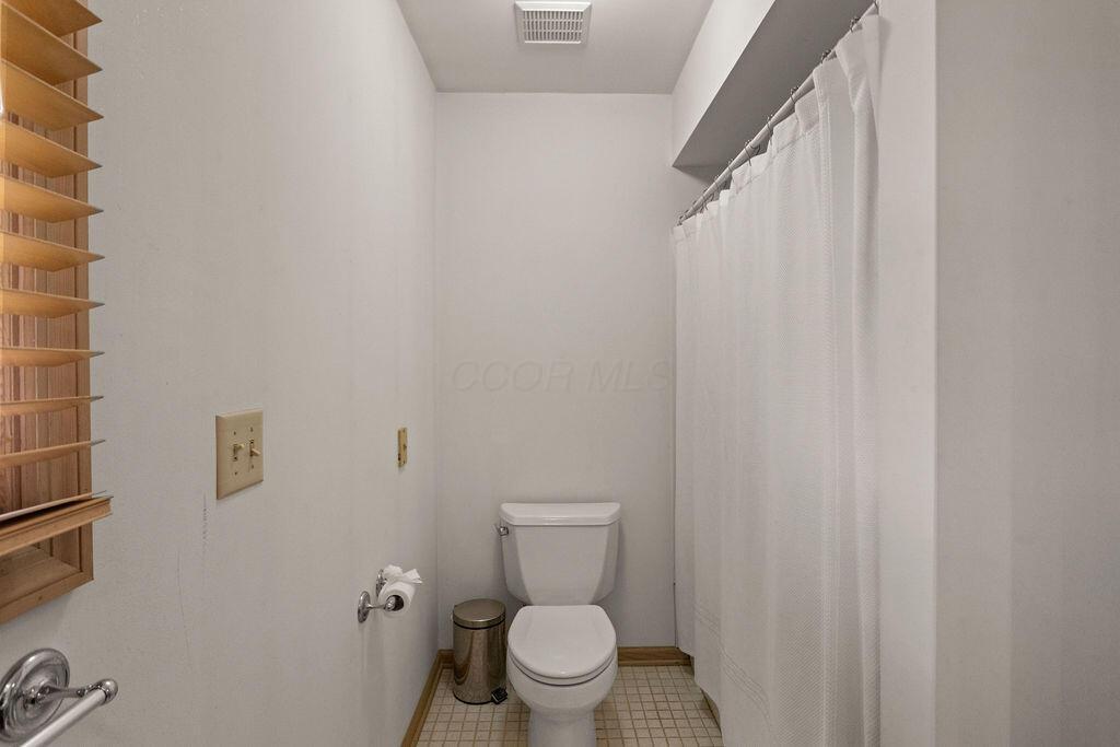 4606 Gershwin Court, Grove City, Ohio image 34