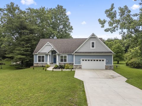Photo of 5195 Worthington Road, Westerville, OH 43082 (MLS # 226018760)