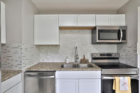 Tiny photo for 3216 Howey Road, Columbus, OH 43224 (MLS # 225046198)