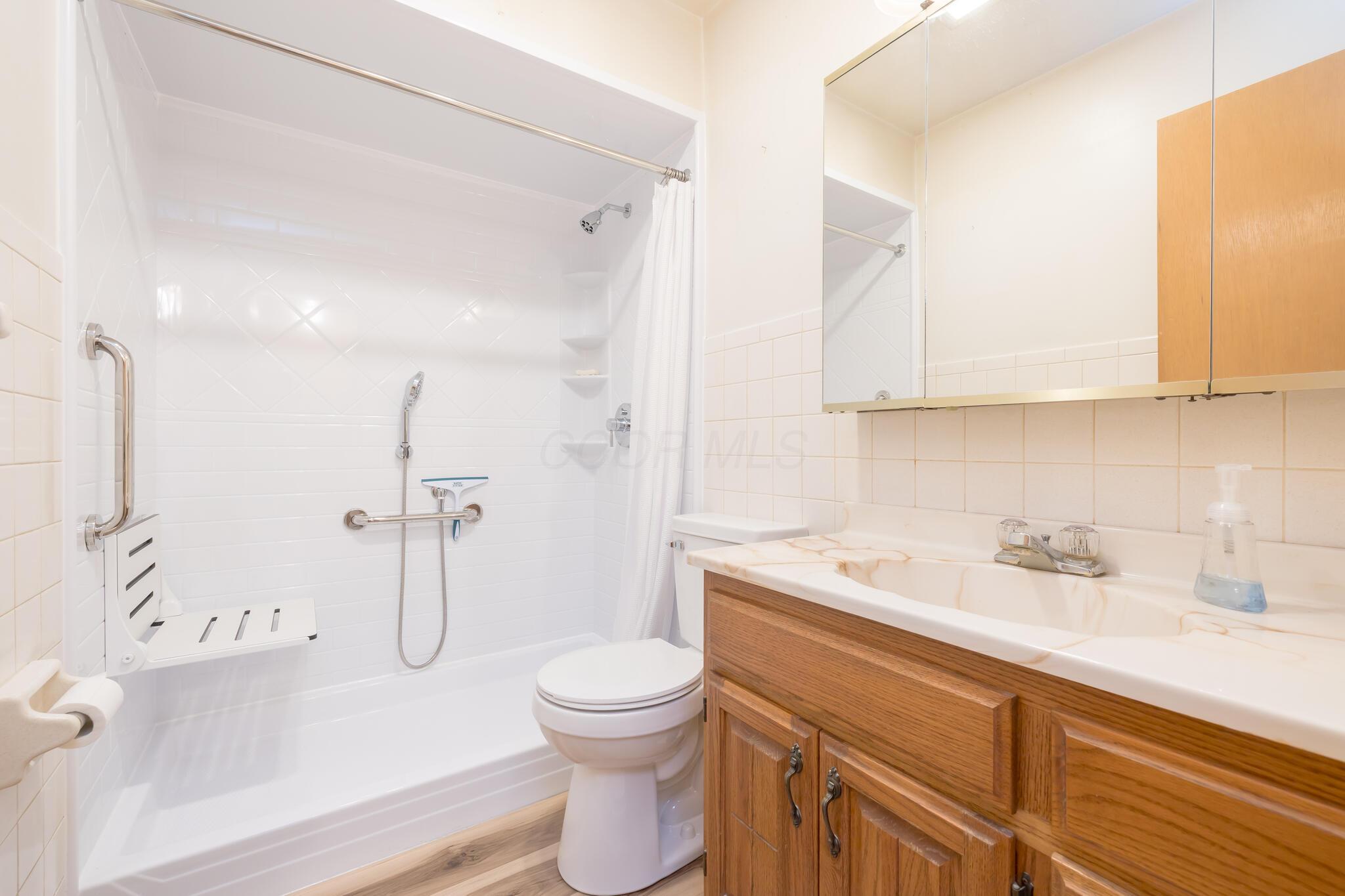 803 Wiltshire Road, Columbus, Ohio image 17
