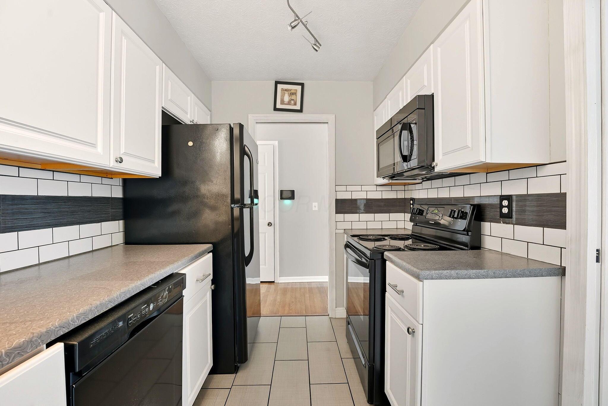 5366 Yorkshire Vill Lane # B-22