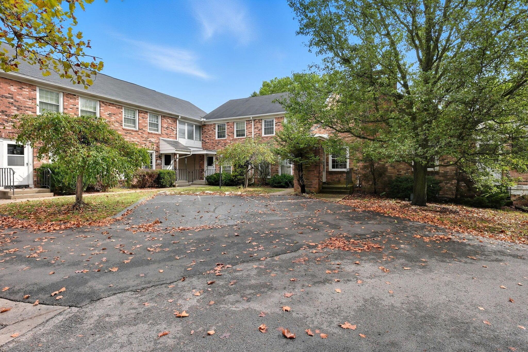 5366 Yorkshire Vill Lane # B-22