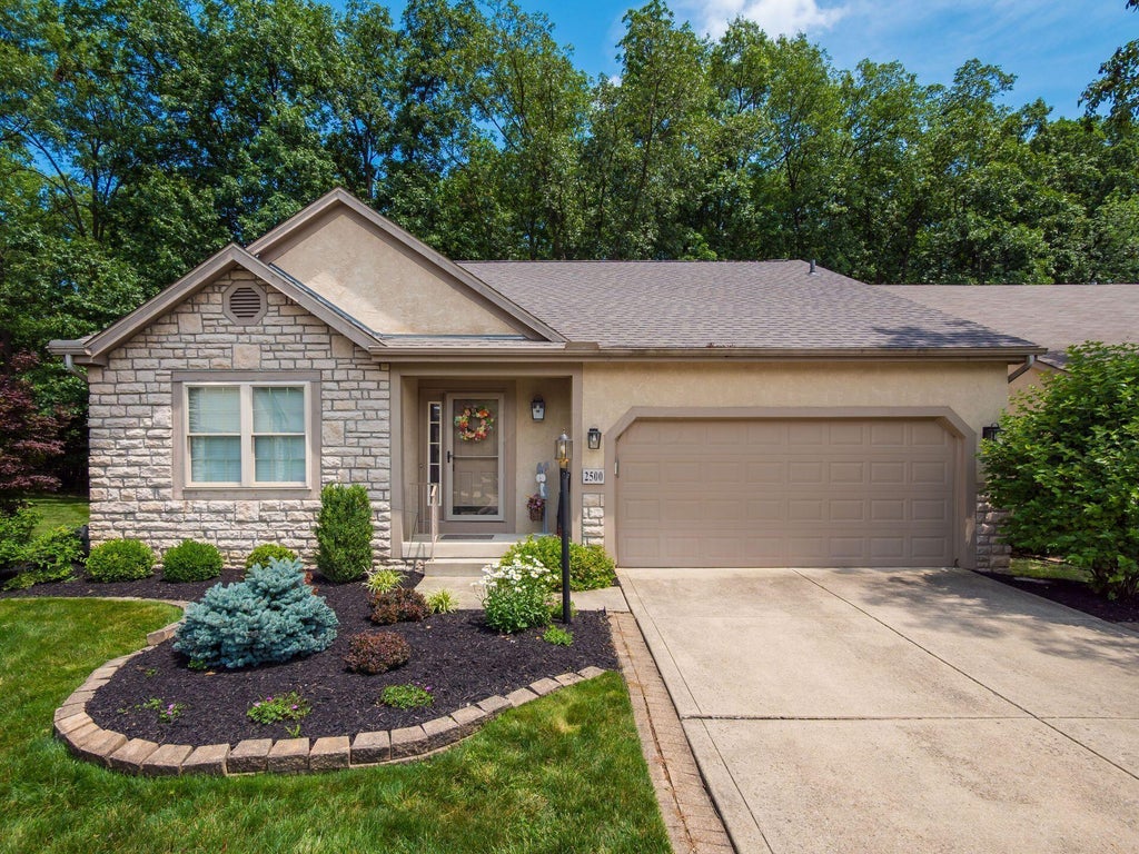 Photo of 2500 Tevis Ann Court, Dublin, OH 43016 (MLS # 226024360)