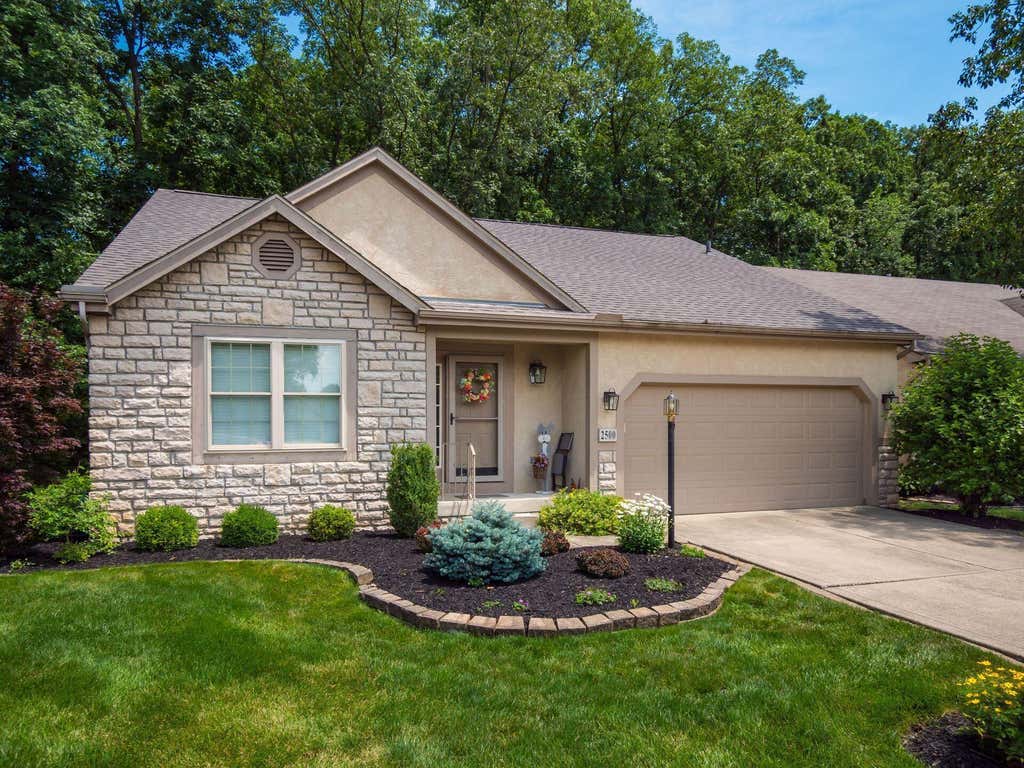 Photo of 2500 Tevis Ann Court, Dublin, OH 43016 (MLS # 226024360)