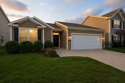 Photo of 5464 Rohden Drive, Canal Winchester, OH 43110 (MLS # 225039265)