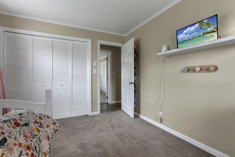 Tiny photo for 224 Brentwood Drive NE, Newark, OH 43055 (MLS # 226010400)