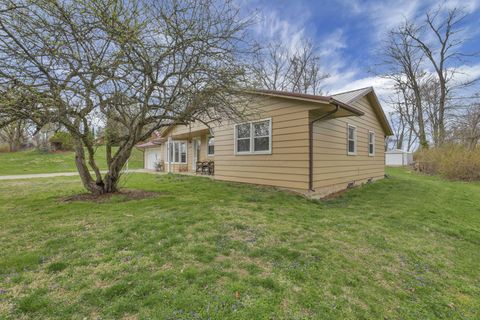 Tiny photo for 224 Brentwood Drive NE, Newark, OH 43055 (MLS # 226010400)