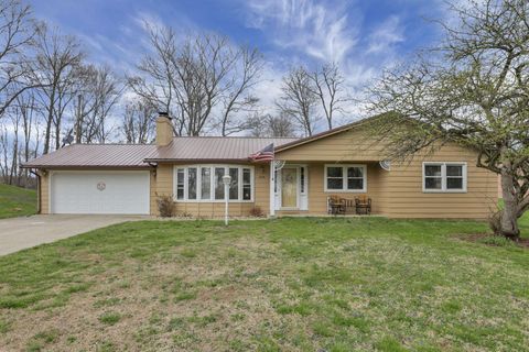 Tiny photo for 224 Brentwood Drive NE, Newark, OH 43055 (MLS # 226010400)