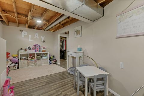 Tiny photo for 224 Brentwood Drive NE, Newark, OH 43055 (MLS # 226010400)