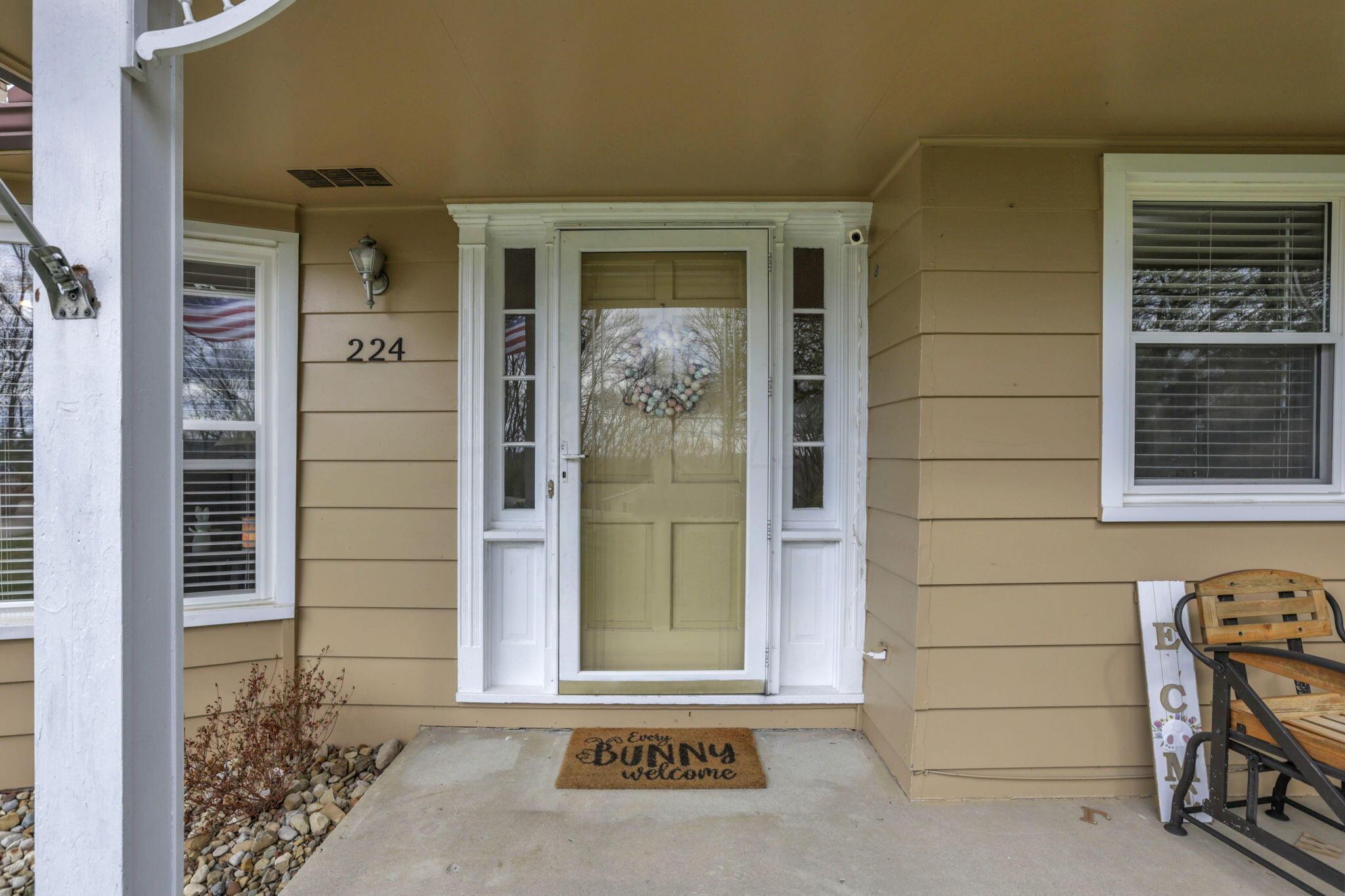 224 Brentwood Drive NE