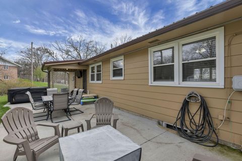 Tiny photo for 224 Brentwood Drive NE, Newark, OH 43055 (MLS # 226010400)