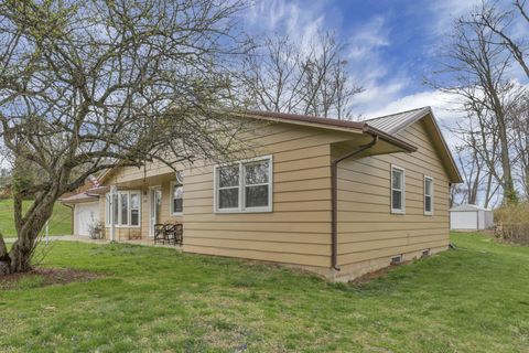 Tiny photo for 224 Brentwood Drive NE, Newark, OH 43055 (MLS # 226010400)
