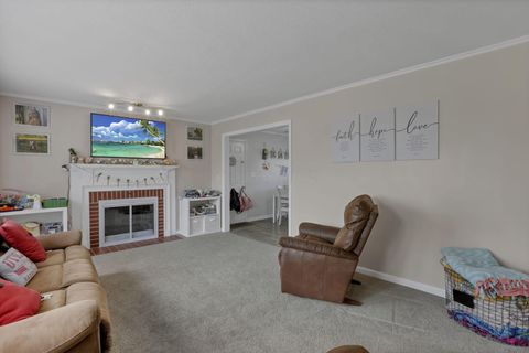 Tiny photo for 224 Brentwood Drive NE, Newark, OH 43055 (MLS # 226010400)