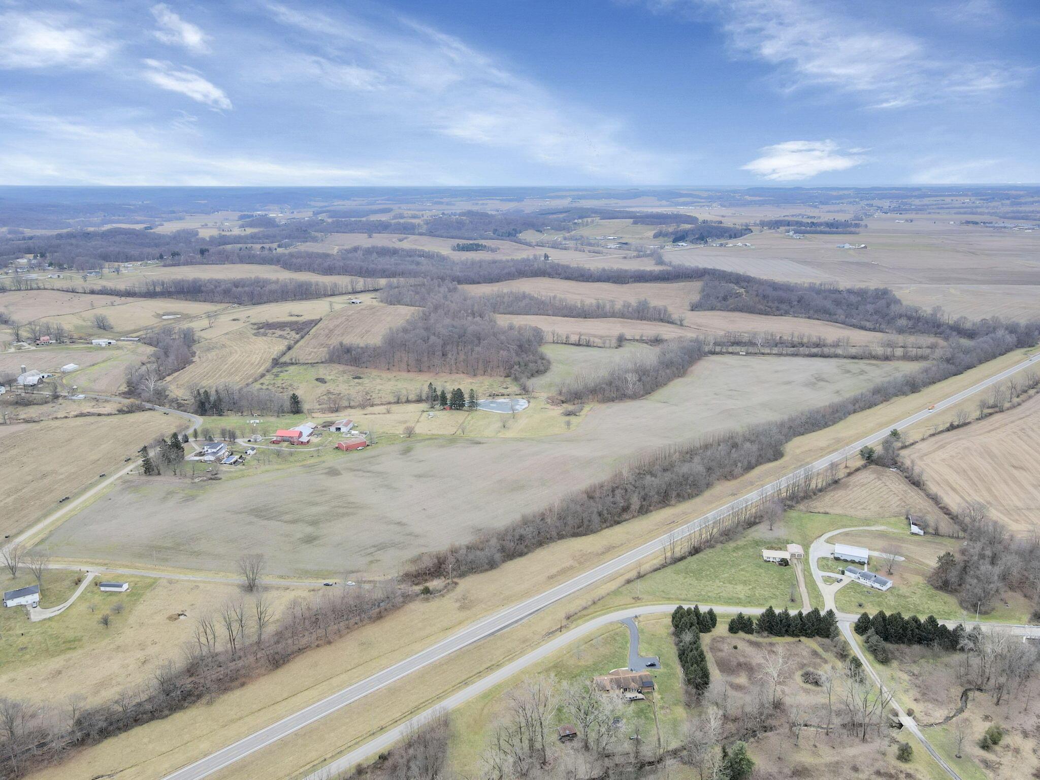 5445 S Duncan Road, Lancaster, Ohio image 3