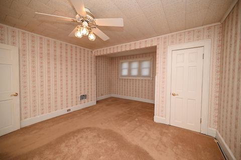 Tiny photo for 556 S Vine Street, Marion, OH 43302 (MLS # 225039559)