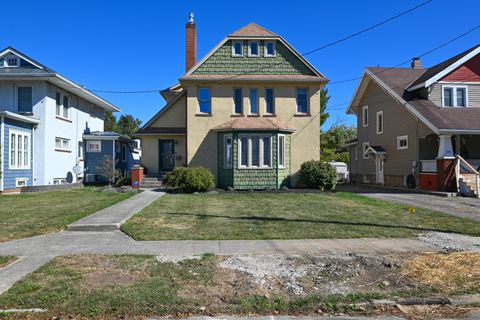Photo of 556 S Vine Street, Marion, OH 43302 (MLS # 225039559)