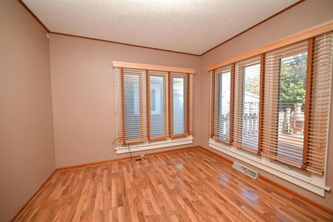 Tiny photo for 556 S Vine Street, Marion, OH 43302 (MLS # 225039559)