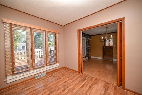 Tiny photo for 556 S Vine Street, Marion, OH 43302 (MLS # 225039559)